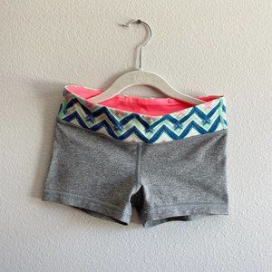 Ivivva by Lululemon heather grey bootie shorts size 10